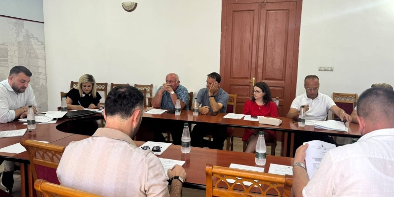 Zhvillohet mbledhja e Këshillit të Basenit Lumor Seman.